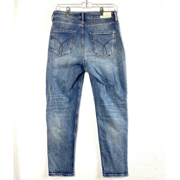 Calvin Klein Jeans Womens Size 31 (30) Mid Rise Cropped Stretch Light Wash Blue - Picture 2 of 12